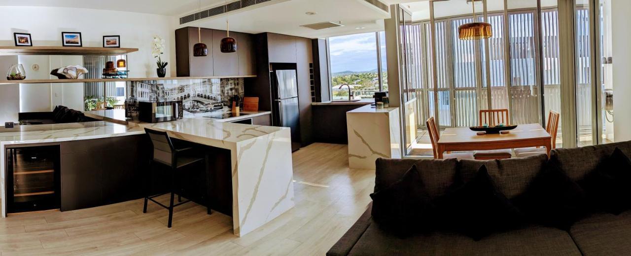 Link Portside Wharf Apartment Hotel Brisbane Esterno foto