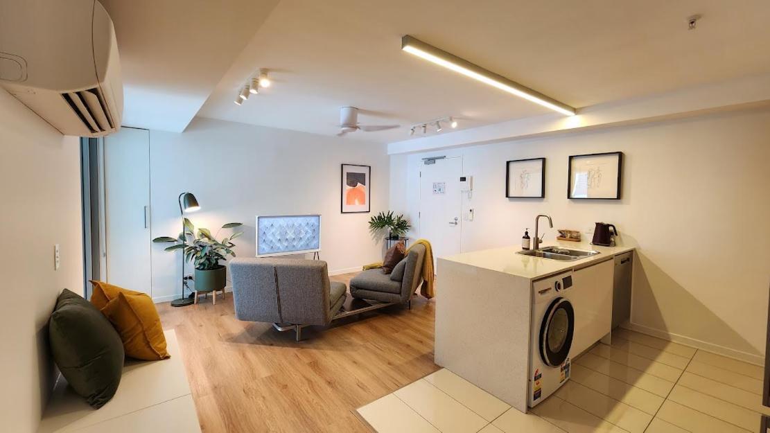 Link Portside Wharf Apartment Hotel Brisbane Esterno foto