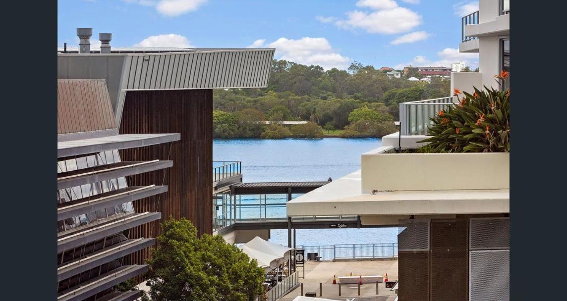 Link Portside Wharf Apartment Hotel Brisbane Esterno foto