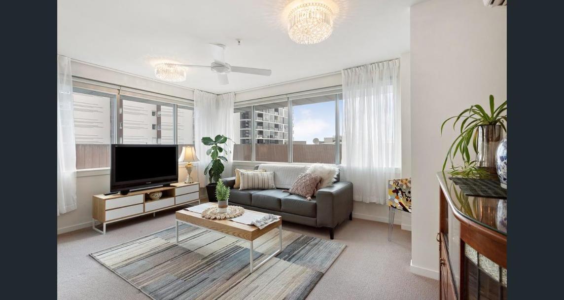 Link Portside Wharf Apartment Hotel Brisbane Esterno foto